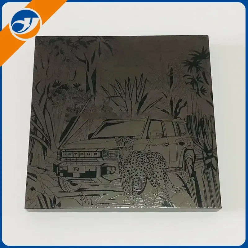 Neamhlonrach Cabhradh Bosca Bronntanais Dubh