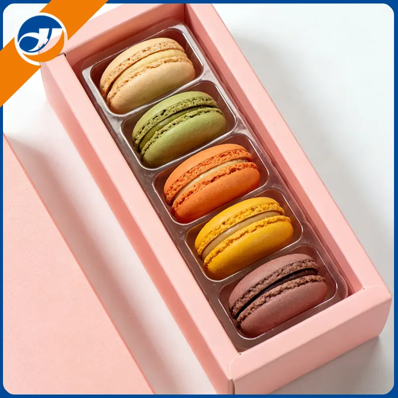 Boscaí Pacáistithe Macaron Clóbhuailte le Divider agus Fuinneog